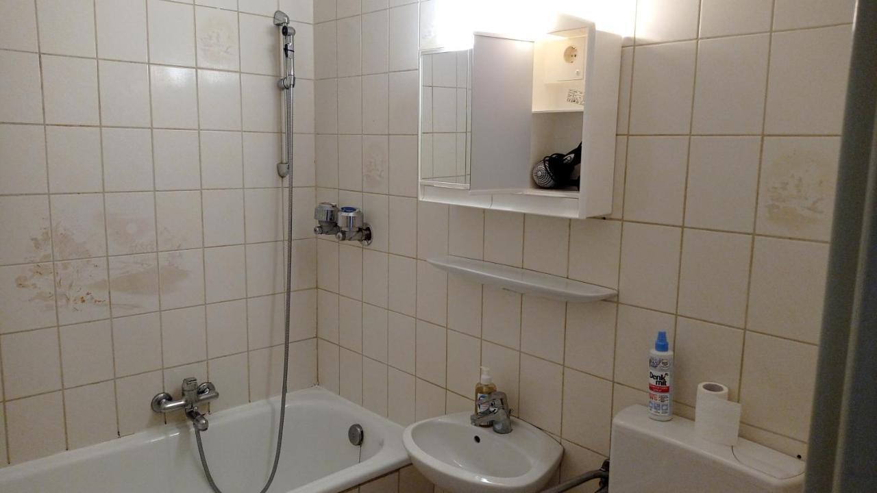 Einzimmerwohnungmit Grossem Balkon Mietersheim Luaran gambar