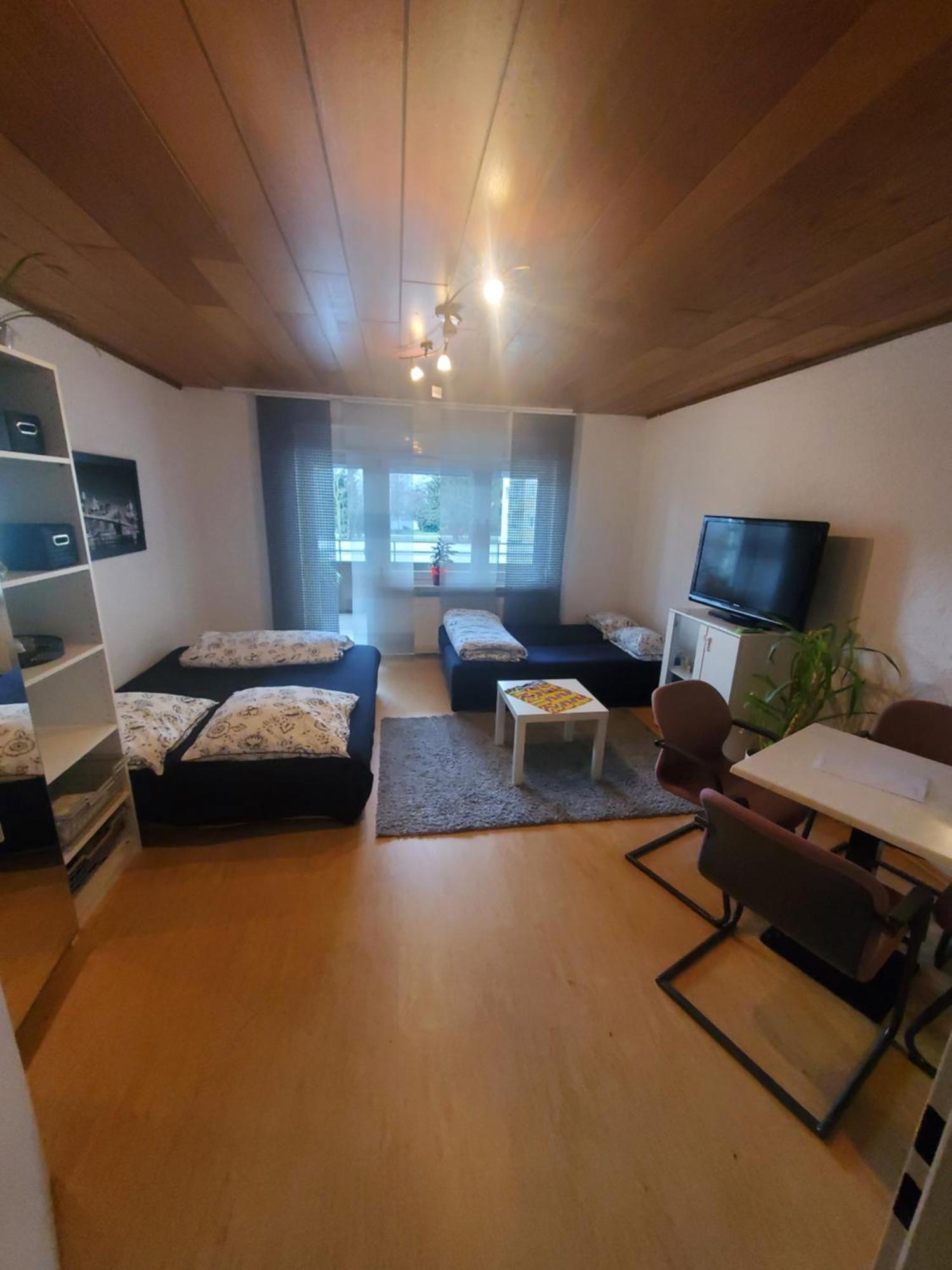 Einzimmerwohnungmit Grossem Balkon Mietersheim Luaran gambar