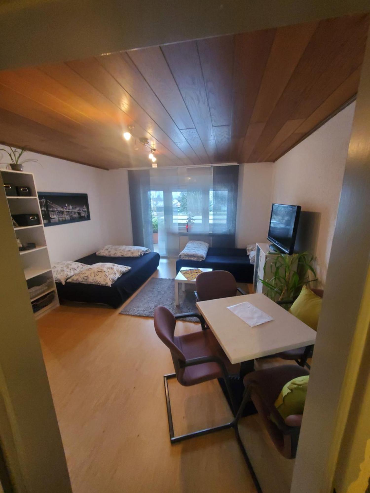 Einzimmerwohnungmit Grossem Balkon Mietersheim Luaran gambar